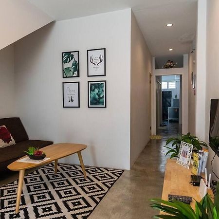 New Granny Cozy House Georgetown 2-6Pax Villa Exterior photo